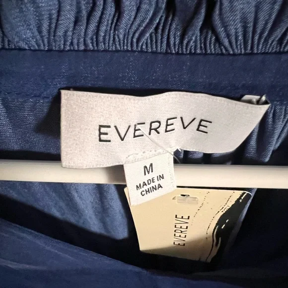NWT Evereve Tally Satin Blouse - Medium - Blue - Picture 4 of 5